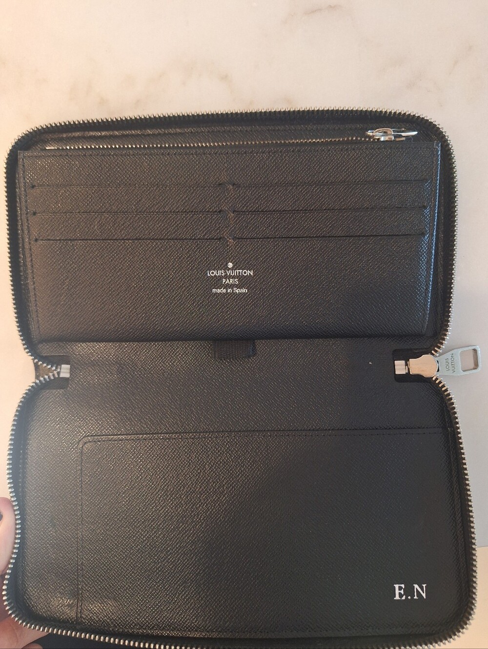 Louis Vuitton Black & Gray Damier Graphite Canvas Zippy Organizer Wallet EUC - Picture 4 of 6